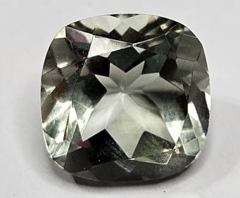 5.50 ct. Natural Faceted Green Quartz Gemstone