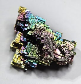 116.57 gram Bismuth Crystal Structure/Cluster