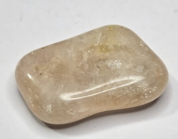 14.87 gram Natural Rose Quartz Palm Stone