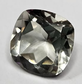 5.05 ct. Natural Topaz Gemstone