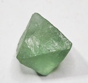 15.50 grm Natural Green Flourite Octahedron