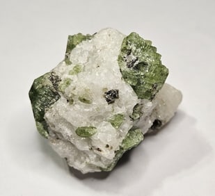 57.94 gram Chrome Diopside Specimen in Quartz