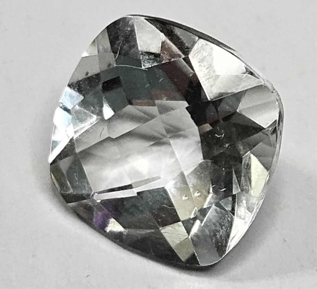 3.90 ct. Natural Topaz Gemstone: Item is the exact item in the image- Bidder is responsible for all value and grade determination -