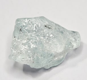 36.65 ct. Natural Gem Grade Aqua Marine Rough