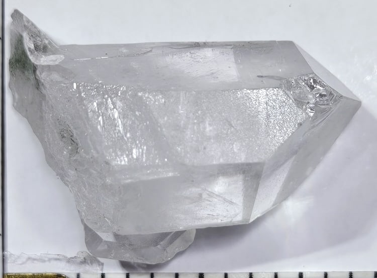 30 grams Natural Crystal Spear Retail $89.99: Item is the exact item in the image - Bidder is responsible for all value and grade determination - Please review all terms prior to placing any bids - All bids are anagreementtoallterms-Noexceptions