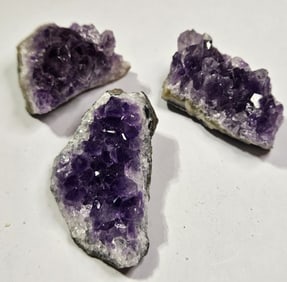 70.11 Gram Natural AAA Grade Amethyst Clusters