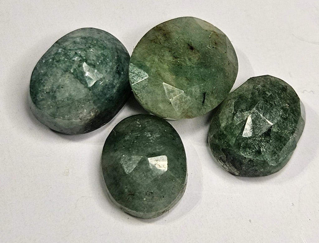 8.9 tcw. Emerald Green Beryl Gemstone Parcel: Item is the exact item in the image - Bidder is responsible for all value and grade determination