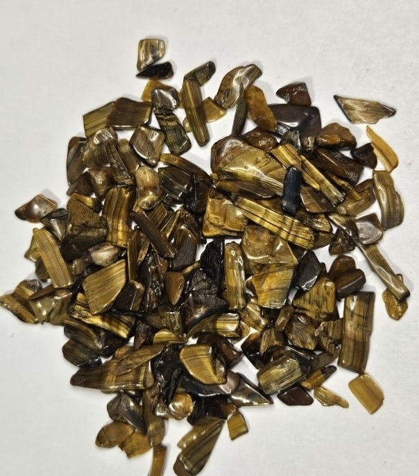 23.53 gram Natural Tiger Eye Tumbled Chip Lot (1 of 2)
