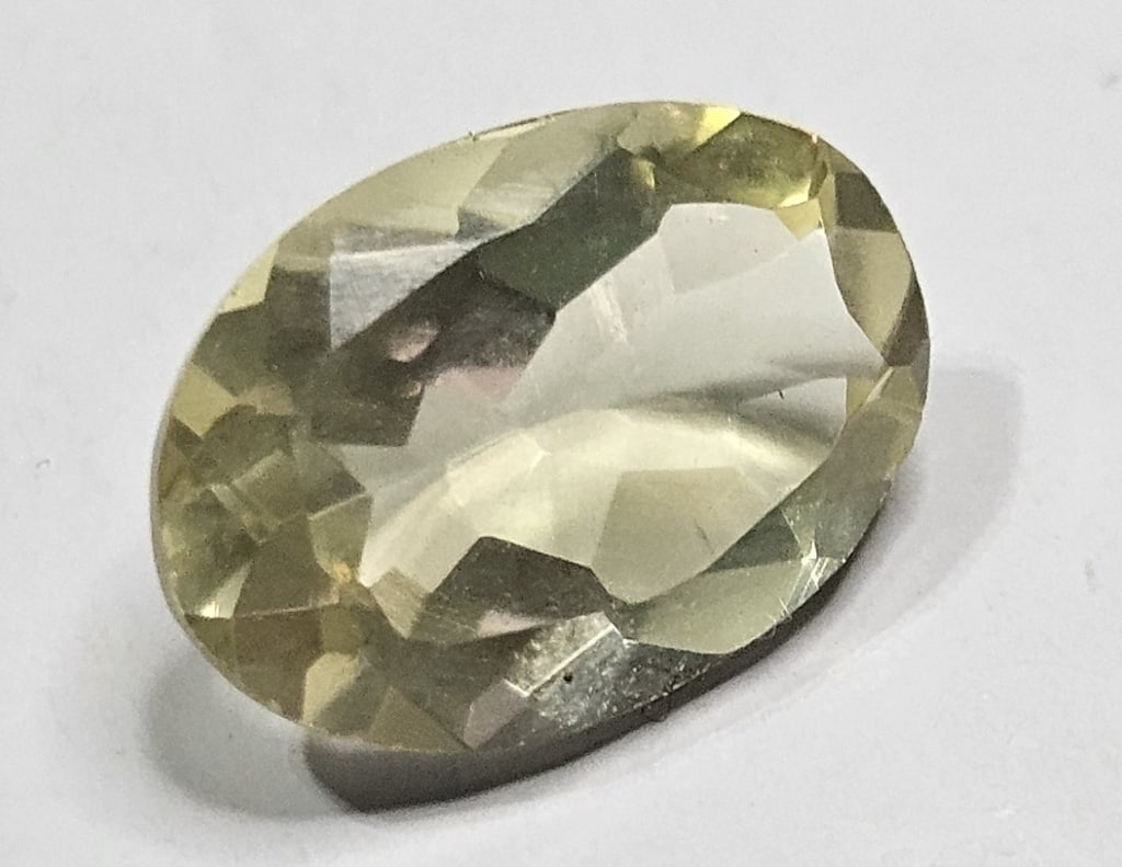 4.30 ct. Natural Citrine Gemstone: Item is the exact item in the image- Bidder is responsible for all value and grade determination -