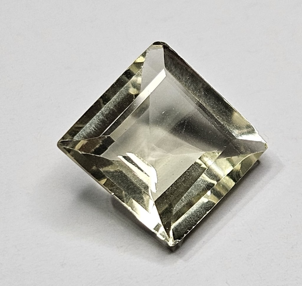 4.70 ct. Natural Citrine Square Cut Gemstone (1 of 4)