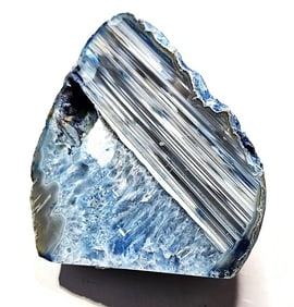 Amazing Blue Dyed Agage Stand Up w/Geode