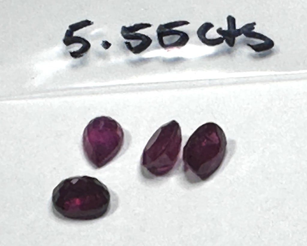 5.50 tcw. Natural Quality Ruby Gemstone Parcel - 2