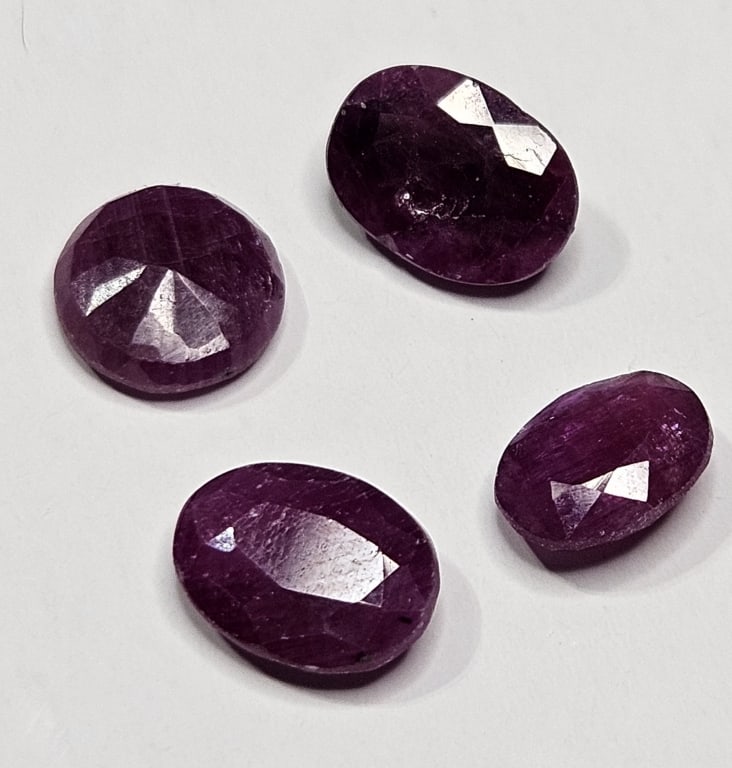 5.45 tcw. Natural Ruby Gemstone Parcel: Item is the exact item in the image - Bidder is responsible for all value and grad determination - Please review all terms prior to plaicng any bids- All sales fianl and all bids are an agreement to p