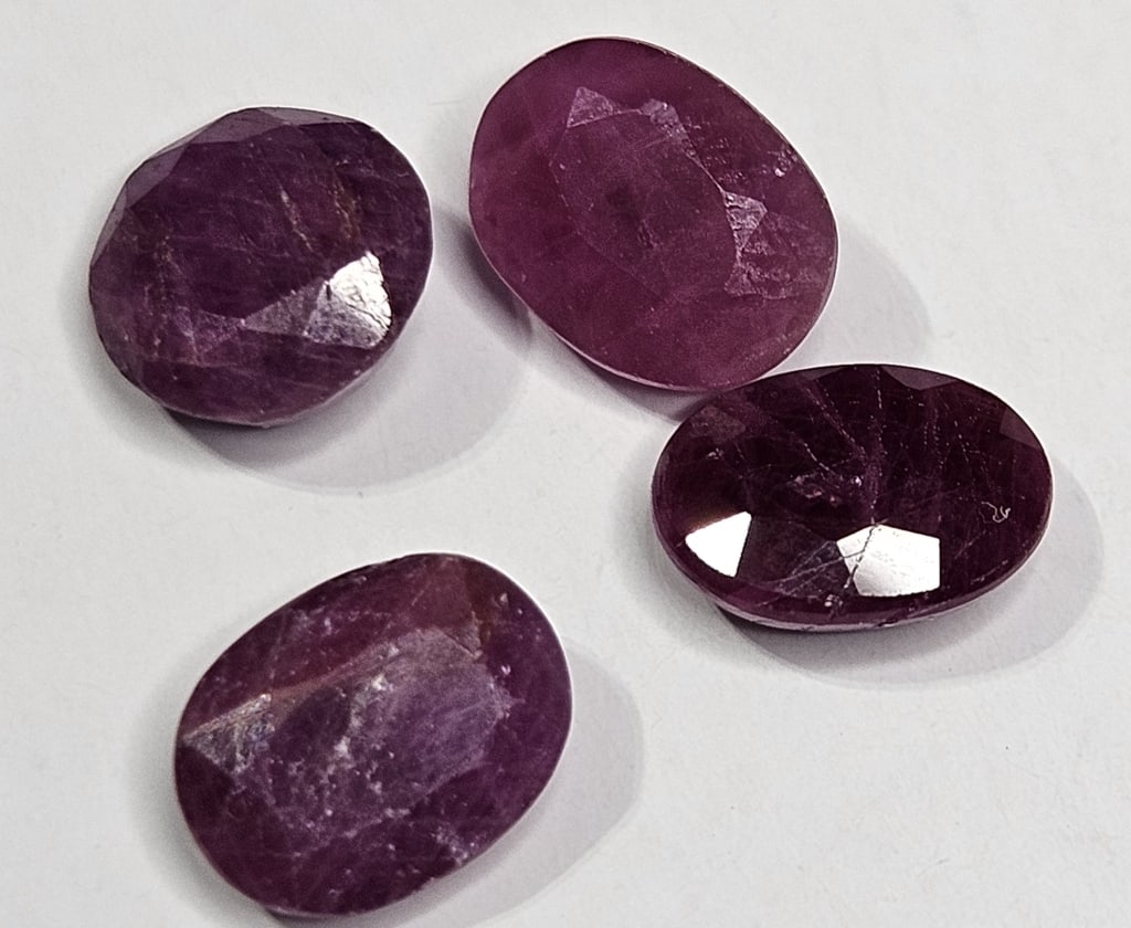 6.90 tcw. Natural Ruby Gem Parcel - 2