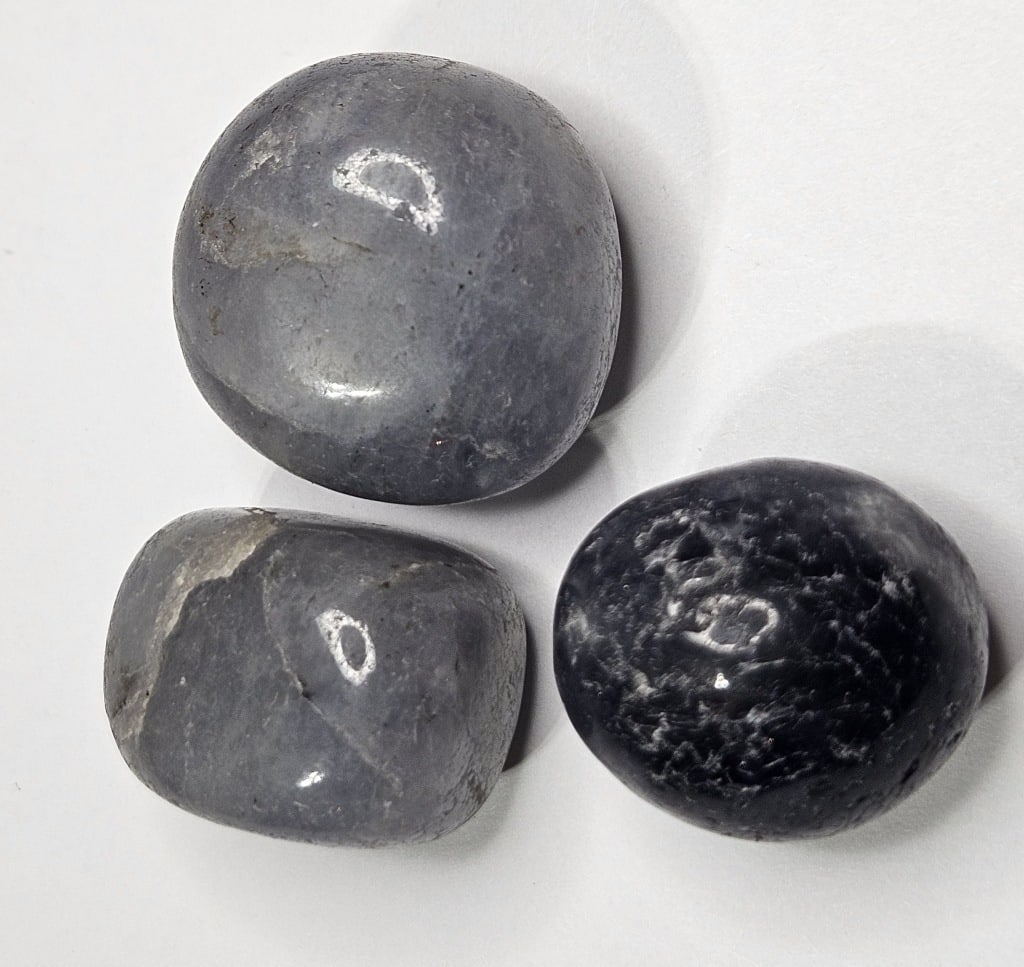 44.32 gram Natural Tumbled Iolite: Item is the item in the image - Bidder is responsible for all value and grade determination - Please review all terms and conditions prior to placing any bids- All 