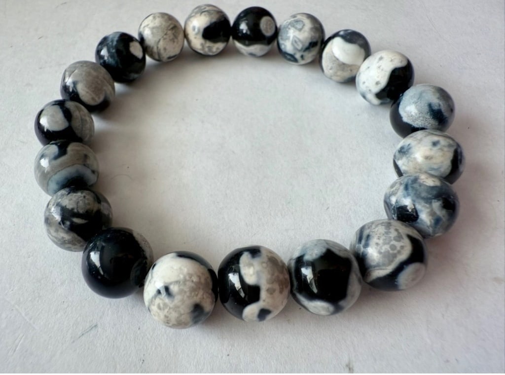 Natural Orca Agate 10MM Bracelet: Used as symbolic reminder to let go of emotional pain -