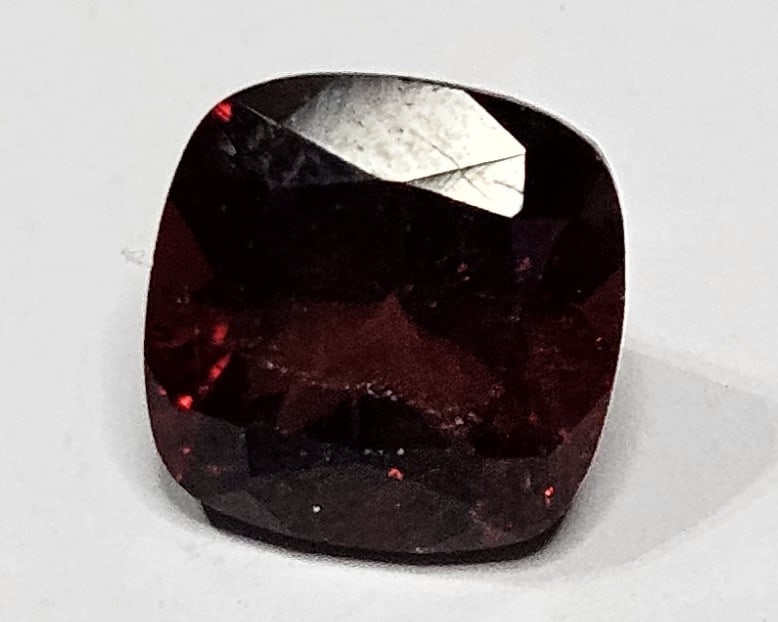 1.95 ct. Natural Garnet Gemstone (1 of 3)