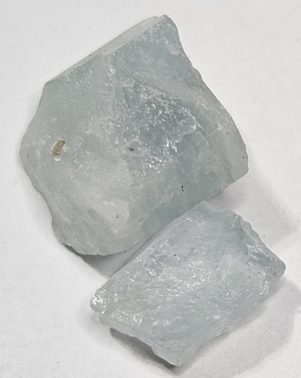 70 tcw. Gem Grade Rough Aqua Marine Parcel (1 of 4)