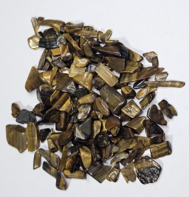 20.33 gram Natural Tiger Eye Tumbled Chips (1 of 2)