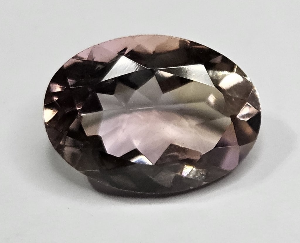 7 ct. Natural Ametrine Bi-Color Gemstone: Item is the exact item in the image- Bidder is responsible for all value and grade determination- Please review all terms and conditions prior to placing any bids - All bids are an