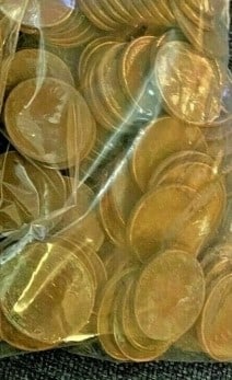 A Bag of (100 unsearched Lincoln Wheat Cents: An unsearched bag counted from large hoard into parcels of 100 pcs.