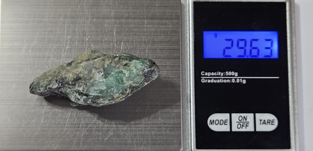 29.63 gram Nautual Rough Emerald Specimen - 4