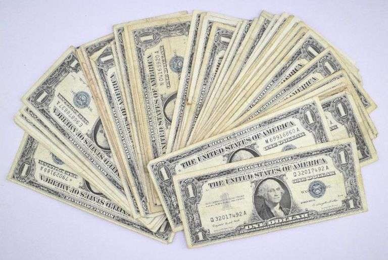 (100) Random Date $1 Silver Certificates: Items will be mixed and random to our stock on hand - Image shpws approximate grade and is stock image -