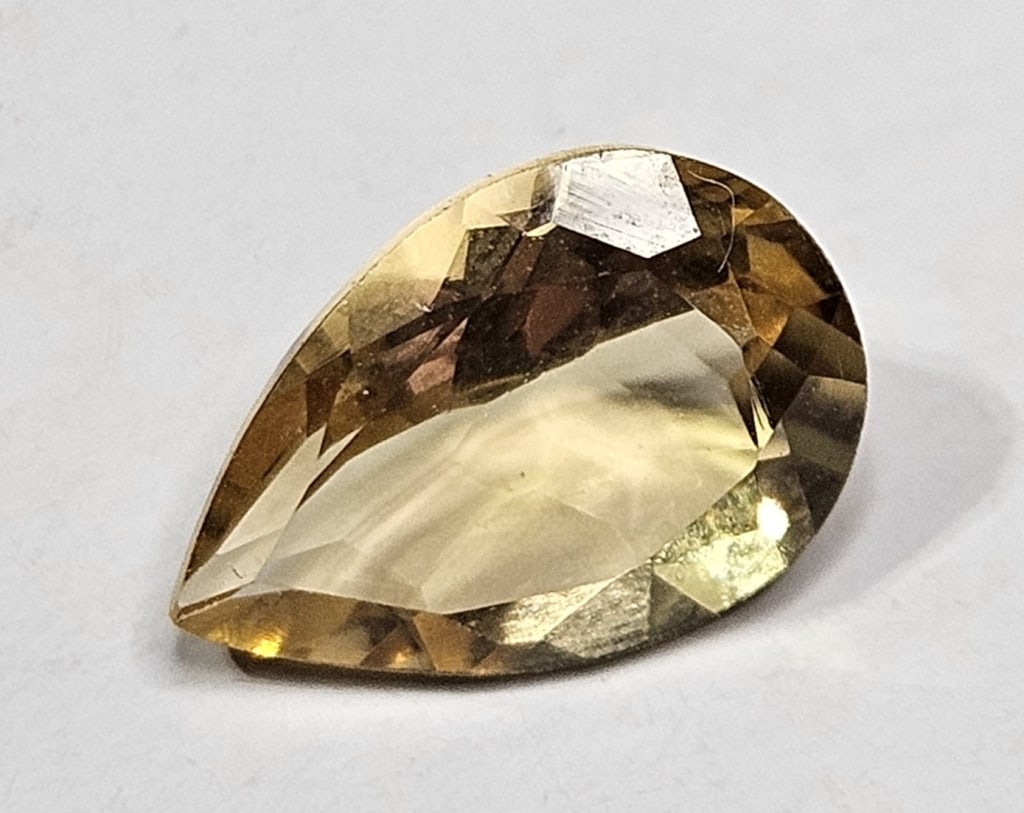 1.60 ct. Natural Pear Shape Citrine Gemstone: Items are as described in the tile - Please use the image to verify the item - Please review the entire terms and conditions prior to placing any bids- All sales final -