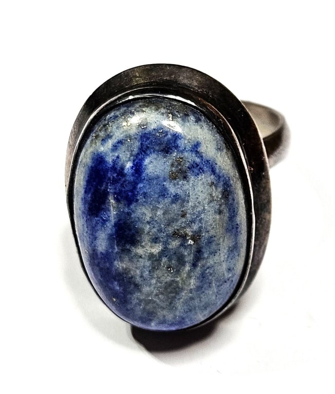 Sterling Silver Sodalite Cabachon Ring (1 of 5)