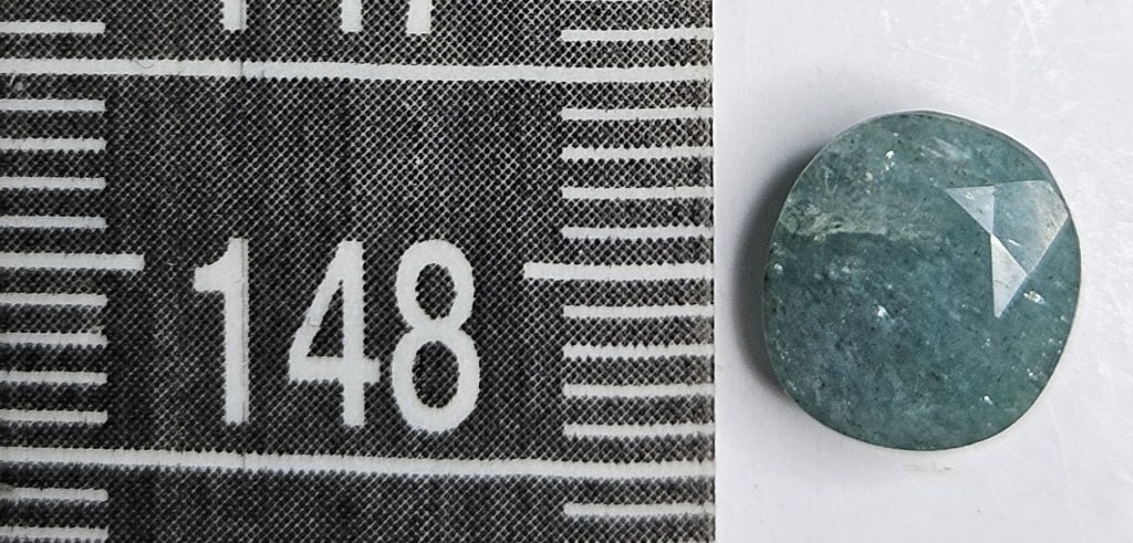 2.2 ct. Natural Emerald Gemstone - 2