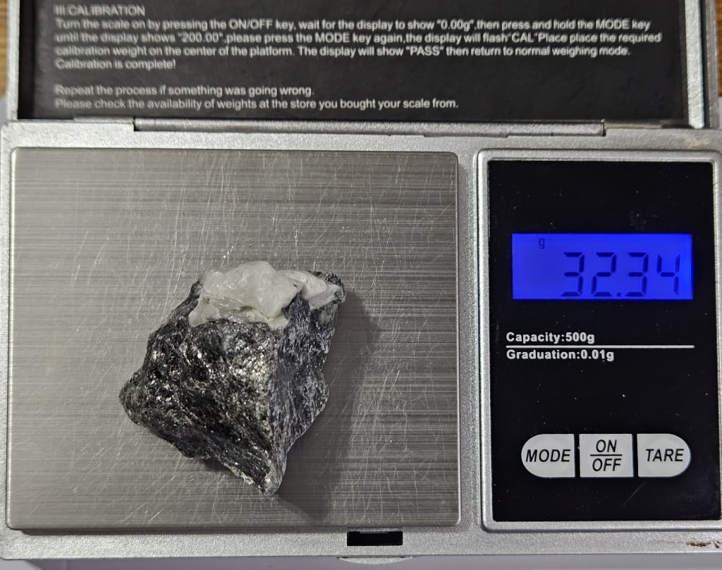 32.34 gram Natural Rough Emerald Specimen - 4