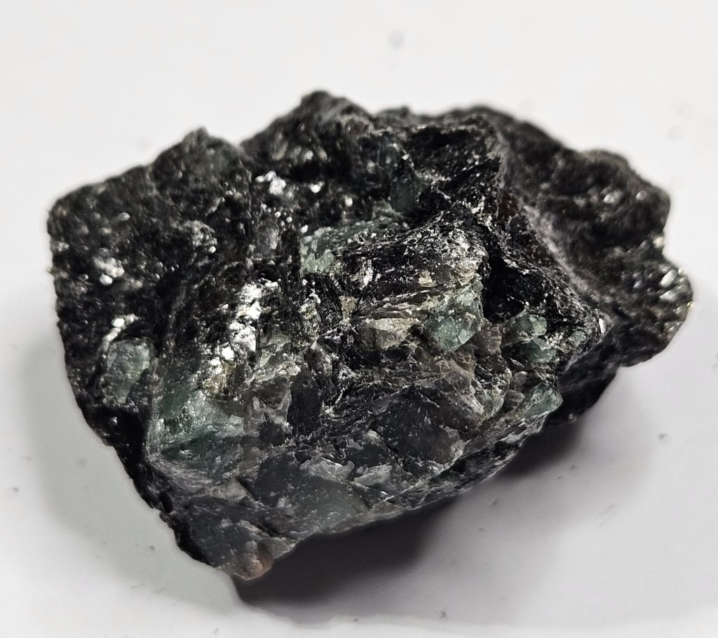 35.53 gram Natural Emerald Rough Specimen - 2