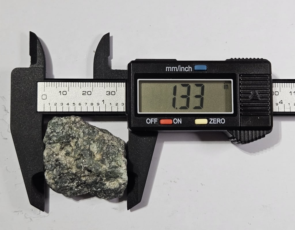 23.28 gra Natural Rough Emerald Specimen - 3