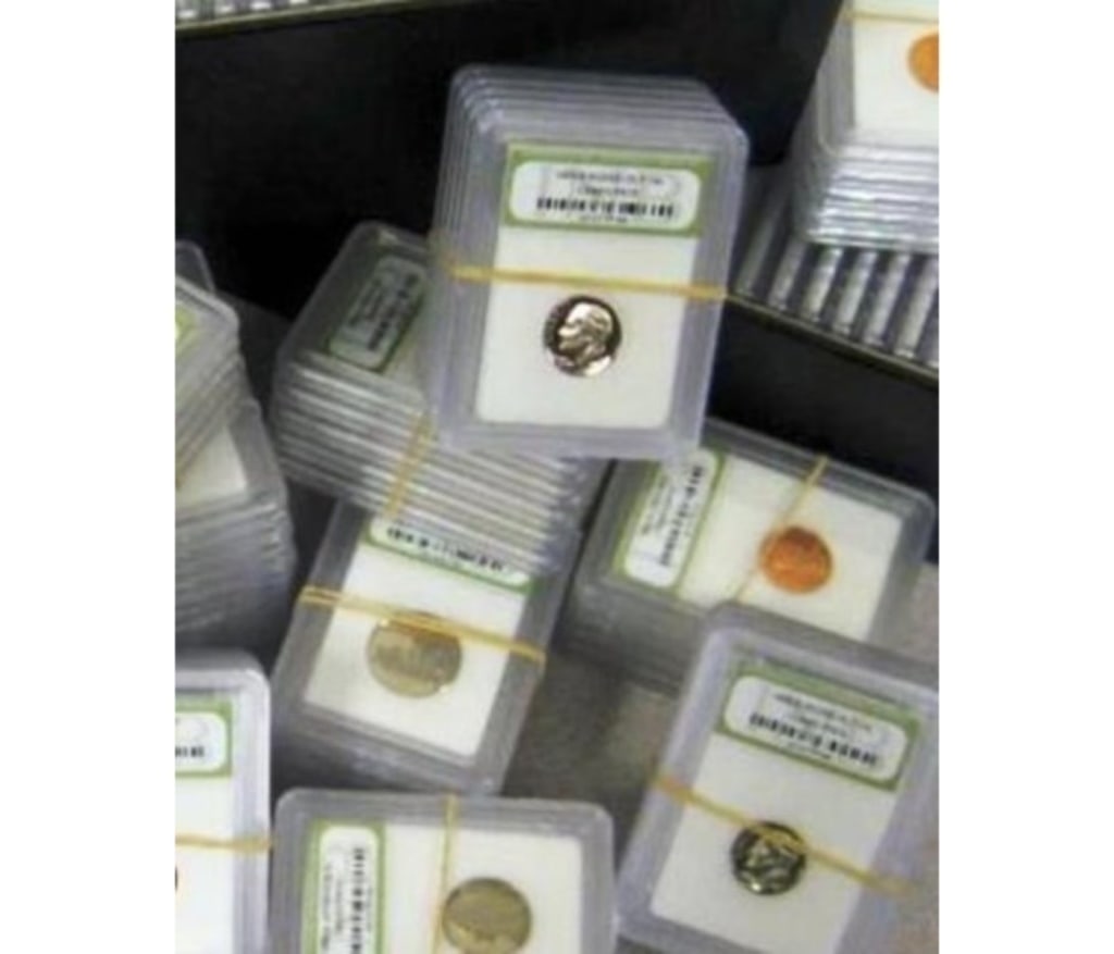 Lot of (100) BU and Proof Coins: Items are US minted BU and Proof Coins from Mint and Proof Sets. NEVER CIRCULATED!