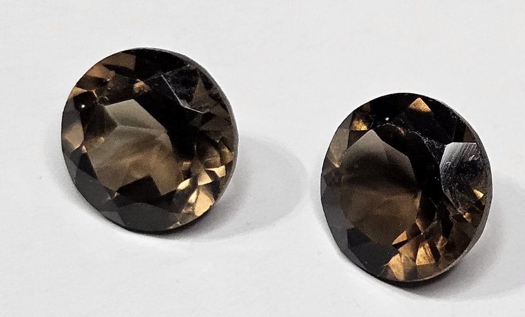 5.05 tcw. nAtural Smoky Quartz Round Gemstones: Items are as described in the tile - Please use the image to verify the item - Please review the entire terms and conditions prior to placing any bids- All sales final -