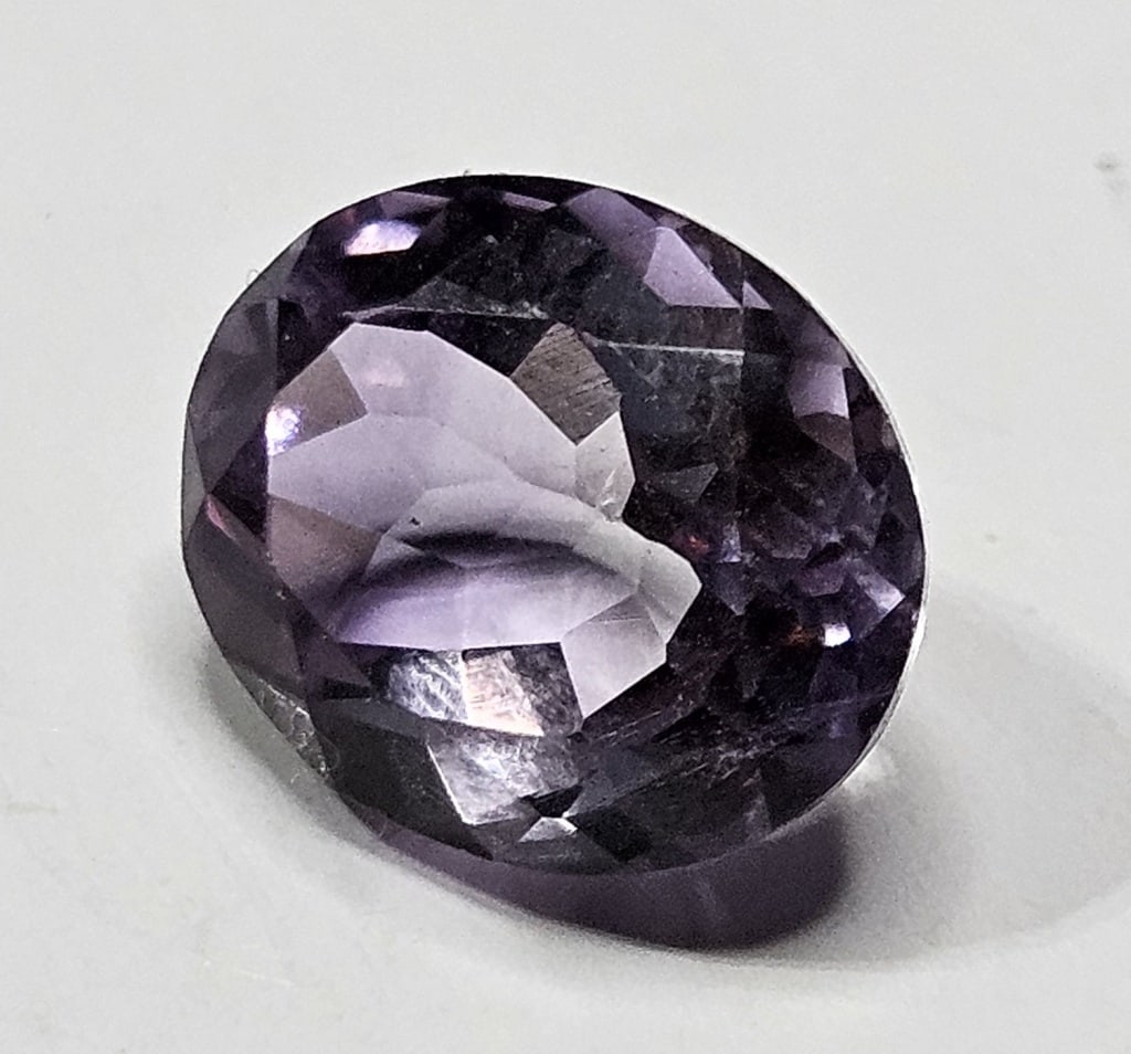 5.25 ct. Amethyst Faceted Gemstone (1 of 4)