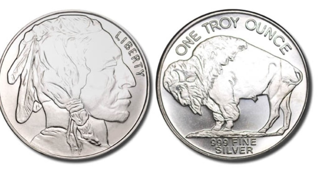 One 1 oz Silver Buffalo Design Round (1 of 1)
