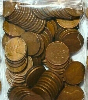 Bag of 100 pcs. Random Date Wheat Cents: An unsearched bag counted from large hoard into parcels of 100 pcs. WInning bidder wins ONE bag of 100 coins.