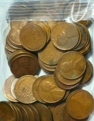 (1) Bag of 100 Lincoln Wheat Cents Unsearched: An unsearched bag counted from large hoard into parcels of 100 pcs.
