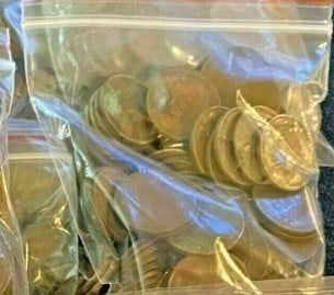 100 pcs. Lincoln Wheat Cents Unsearched: An unsearched bag counted from large hoard into parcels of 100 pcs.