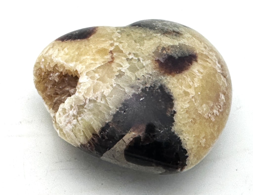 Stunning Septarian Heart Shape w/ Druzy Pocket: Item is the exact item in the image - Bidder is responsible for all value and grade determination- Please review all terms and conditions prior to placing any bids- All sales final-