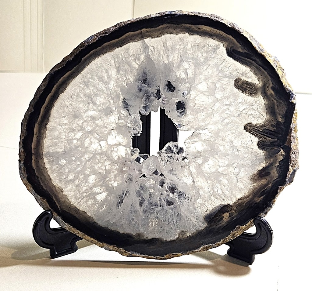 Natural Banded Agate Slab w/ Crystal Geode Middle: Item is the exact item in the image - Items have all natural features, characteristics, natural compositional degradation. Bidder is responsible for all value and grade determination - Please review a