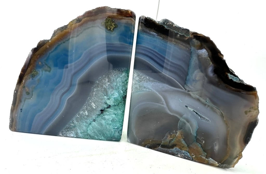 Dyed Blue Agate Bookends w/ Geode Pocket: Item is the exact item in the image - Bidder is responsible for all value and grade determination - Please review all terms and conditions prior to placing any bids- All sales final - all