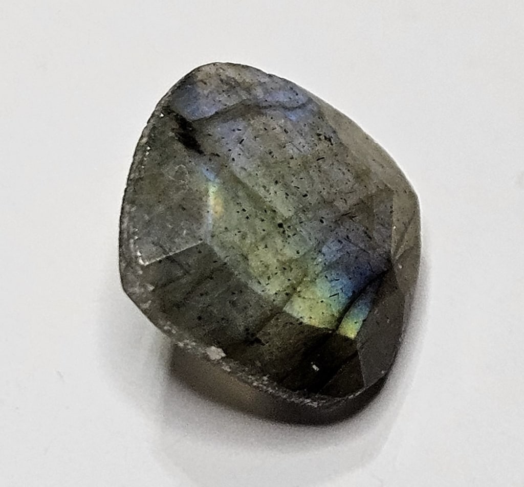 3.15 ct. Natural Faceted Labradorite Gemstone (1 of 5)