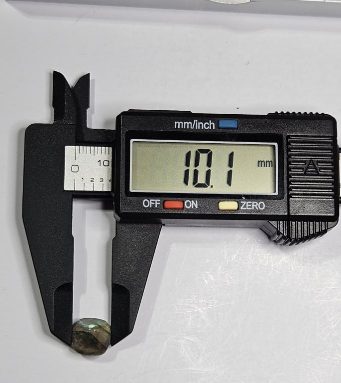 4 ct. Natural Labradorite Gemstone - 4