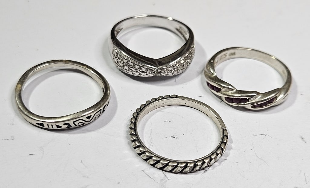 Lot of (4) Sterling Silver Rings -11.50 grams (1 of 3)