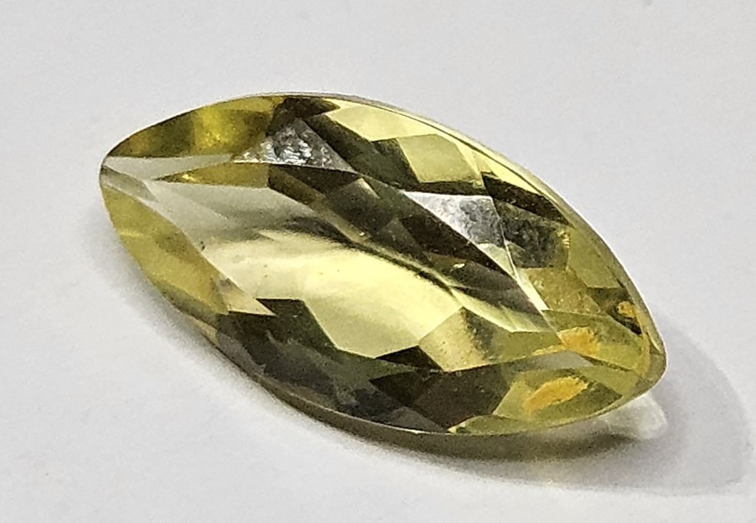 2.75 ct. Natural Marquise Cut Citrine Gemstone: Items are as described in the tile - Please use the image to verify the item - Please review the entire terms and conditions prior to placing any bids- All sales final -