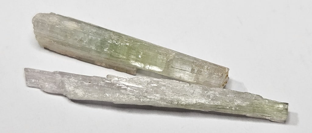 7.05 tcw. Tourmaline Specimen Parcel: Item is the exact item in the image- Bidder is responsible for all value and grade determination -