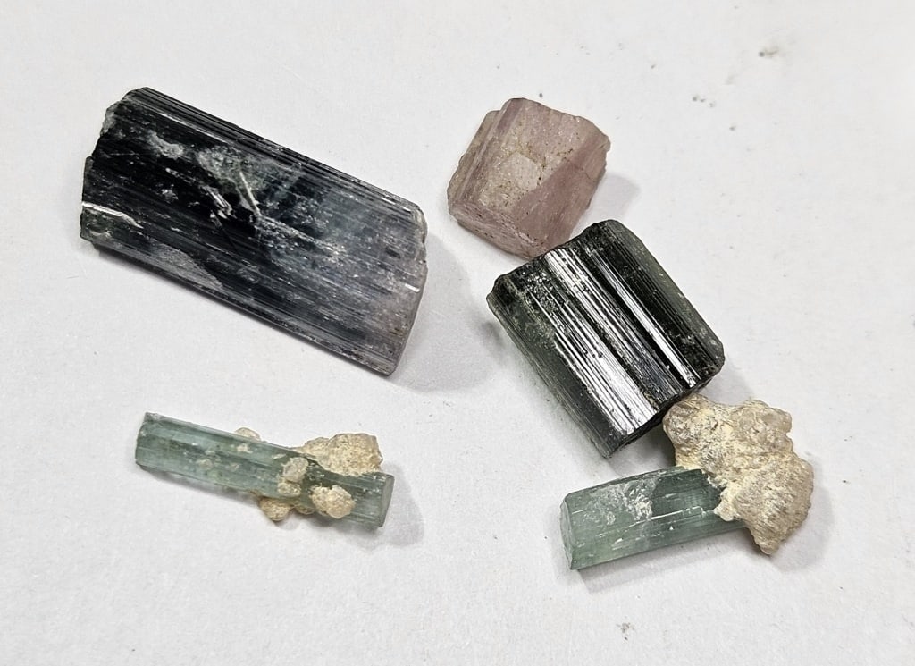 29.5 tcw. Gem Grade Tourmaline Parcel- Excellent: Item is the item in the image - Bidder is responsible for all value and grade determination - Please review all terms and conditions prior to placing any bids- All bids are an agreementtoallterms-