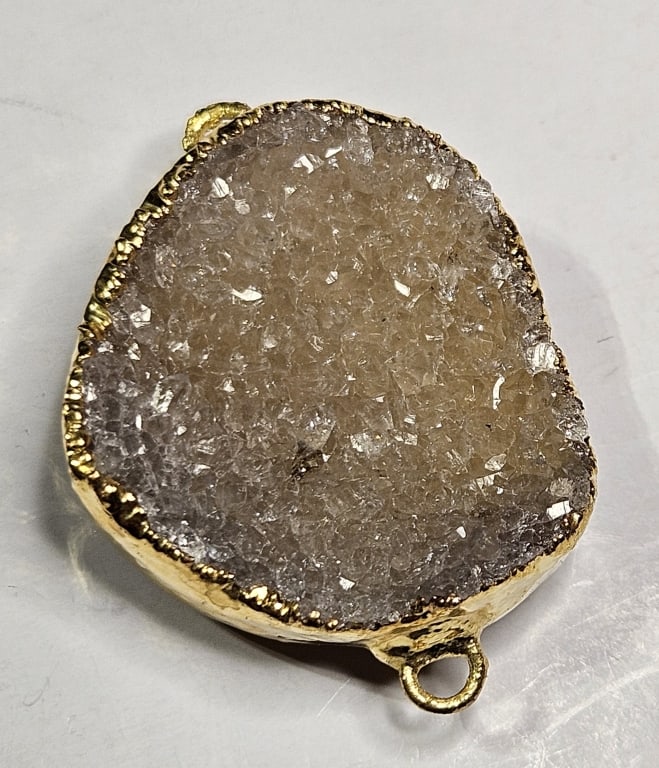 Druzy Pendant Gold Plated: Item is the exact item in the image- Bidder is responsible for all value and grade dtermination - Please review all terms and conditions prior to placing any bids-